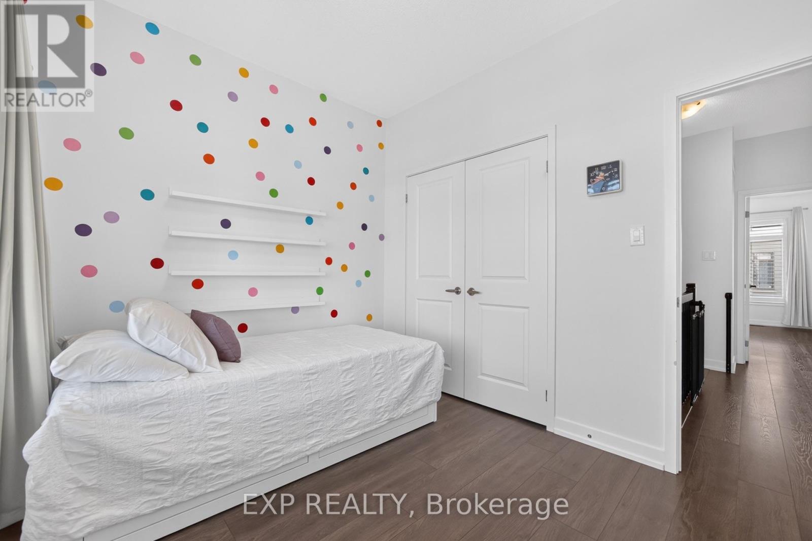 166 Loganberry Gate, Oakville, ON photo 27