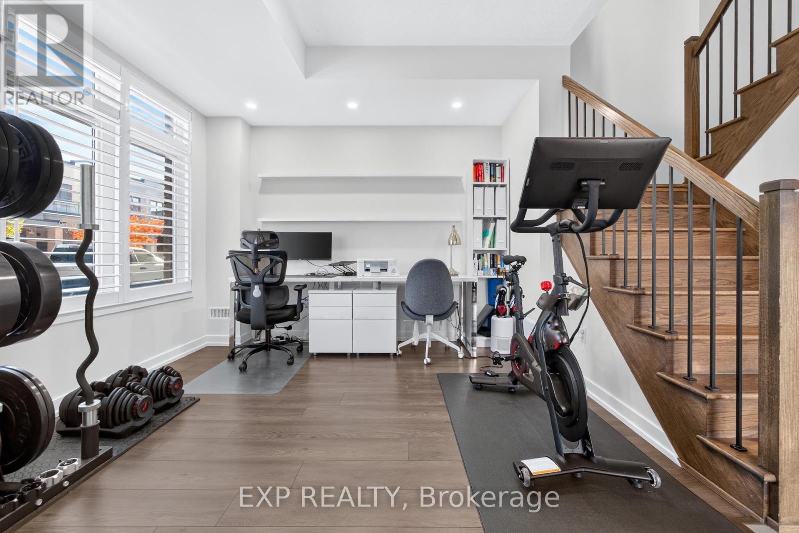 166 Loganberry Gate, Oakville, ON photo 6
