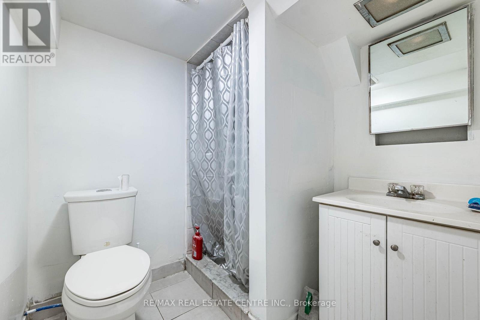 60 Elliott Street, Brampton, ON photo 41