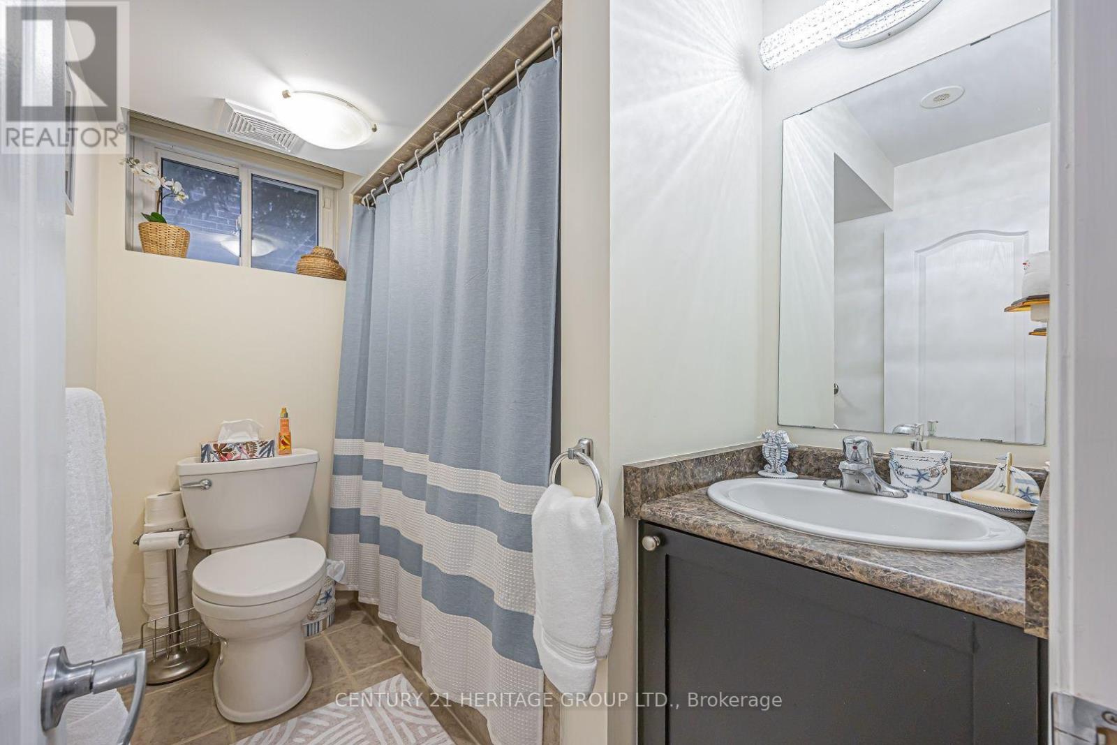 117 Zokol Drive, Aurora, ON photo 12