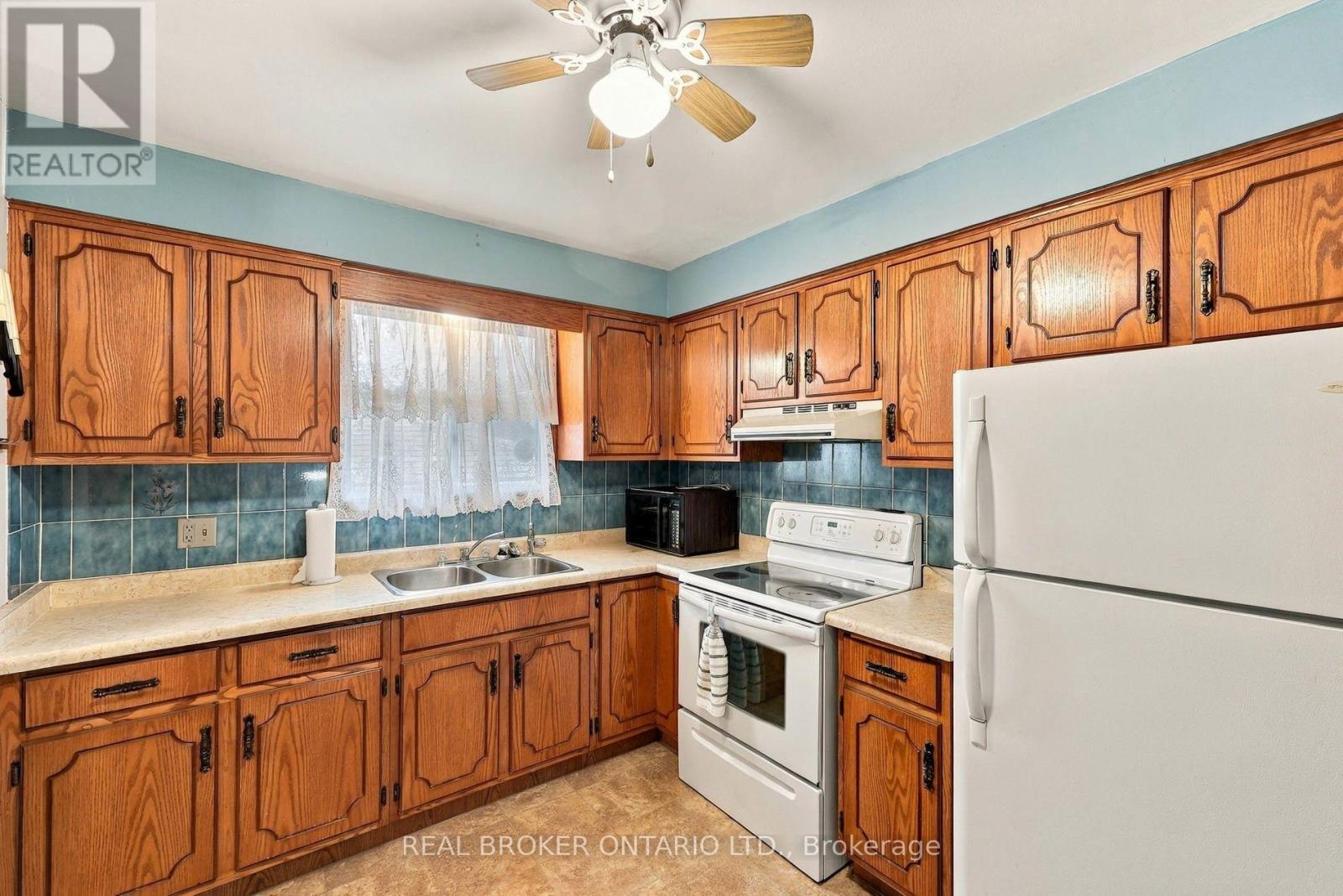 249 Rittenhouse Road, Kitchener, ON photo 14