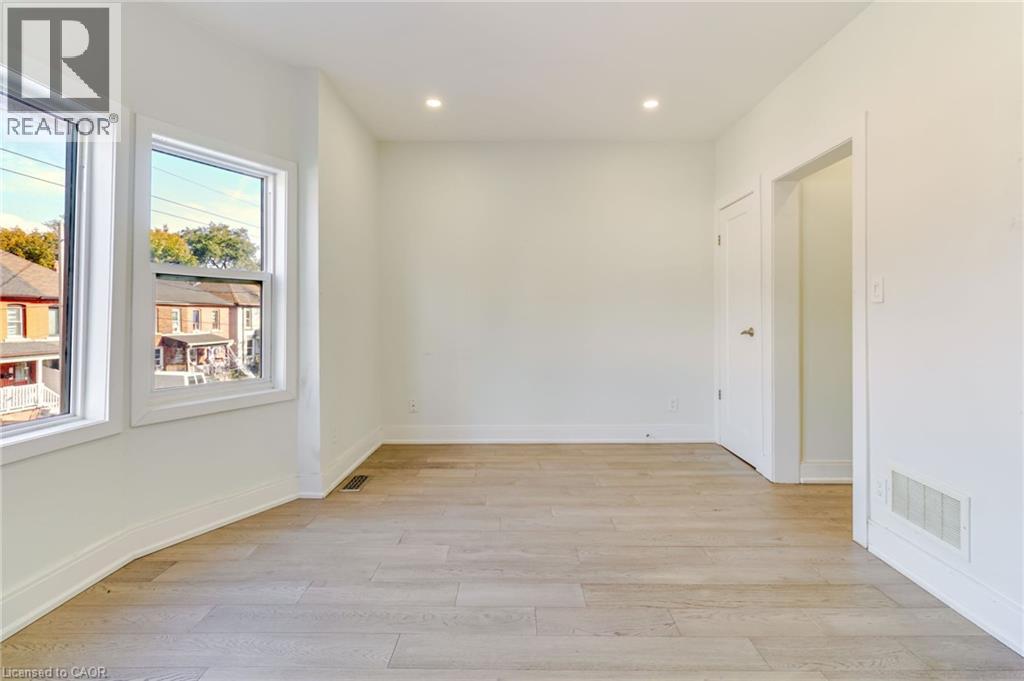 734 CANNON Street E Unit# 2, Hamilton — photo 6