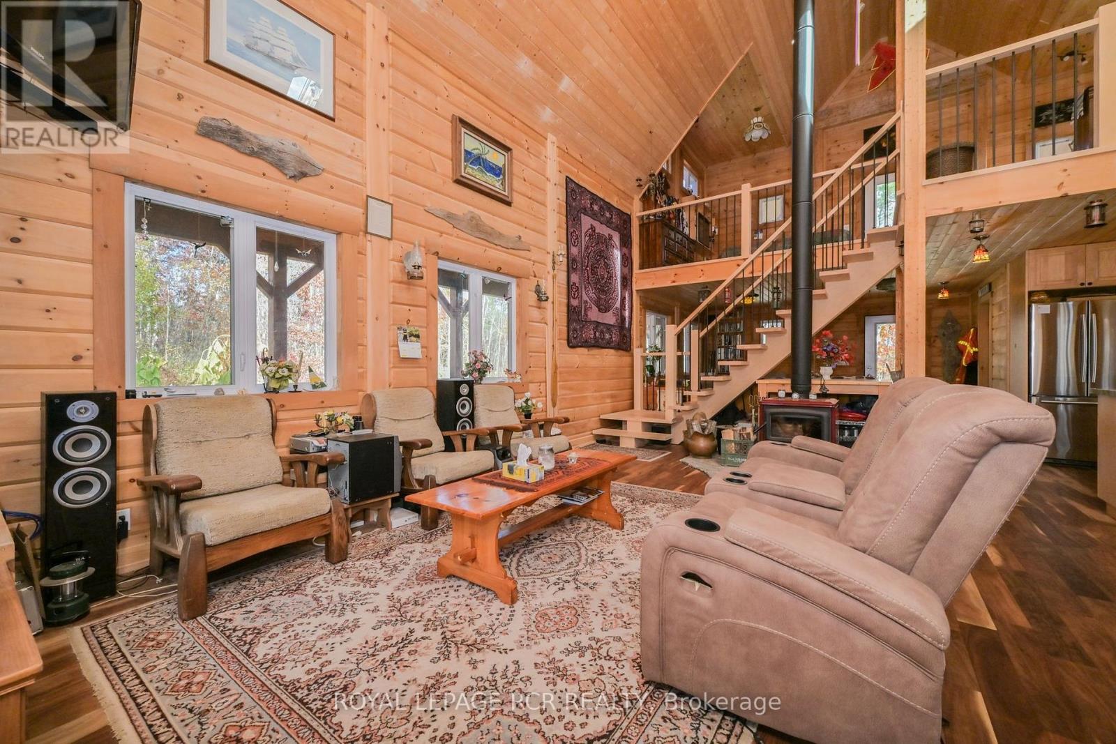 1807 HONEY HARBOUR ROAD - 10