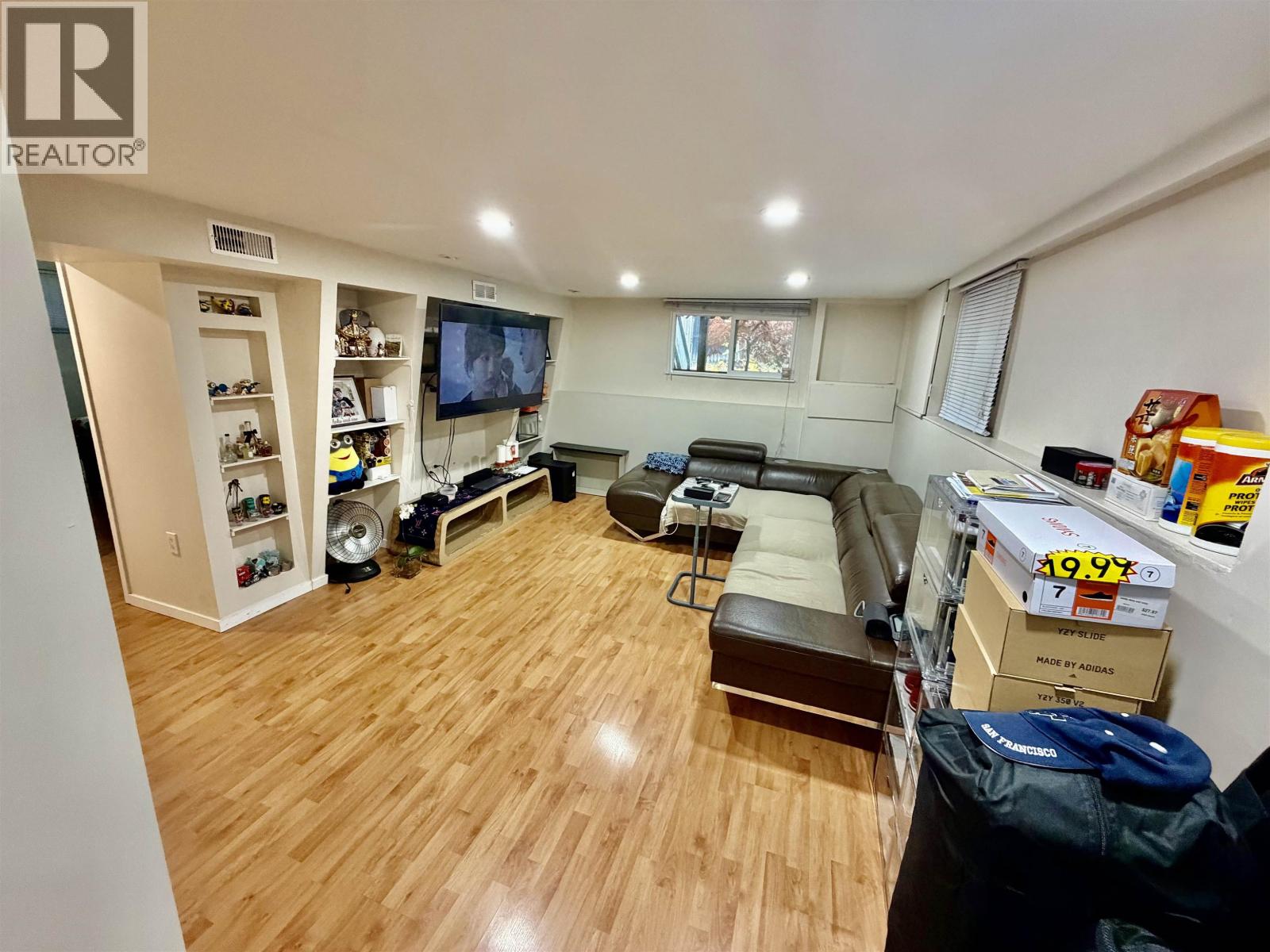 6947 Beatrice Street, Vancouver — photo 5