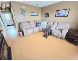 36 Finn Avenue thumbnail 11