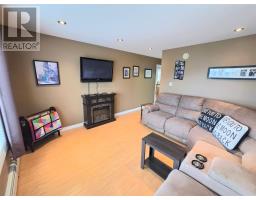 36 Finn Avenue thumbnail 12