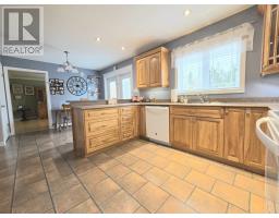 36 Finn Avenue thumbnail 14