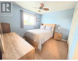 36 Finn Avenue thumbnail 25