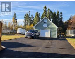 36 Finn Avenue thumbnail 7