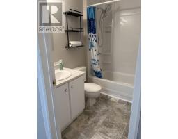 28A Malka Drive thumbnail 10