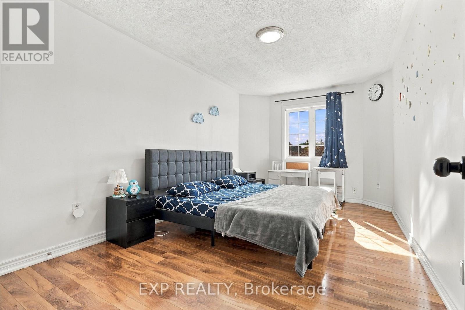85 Heartview Road, Brampton, ON photo 12
