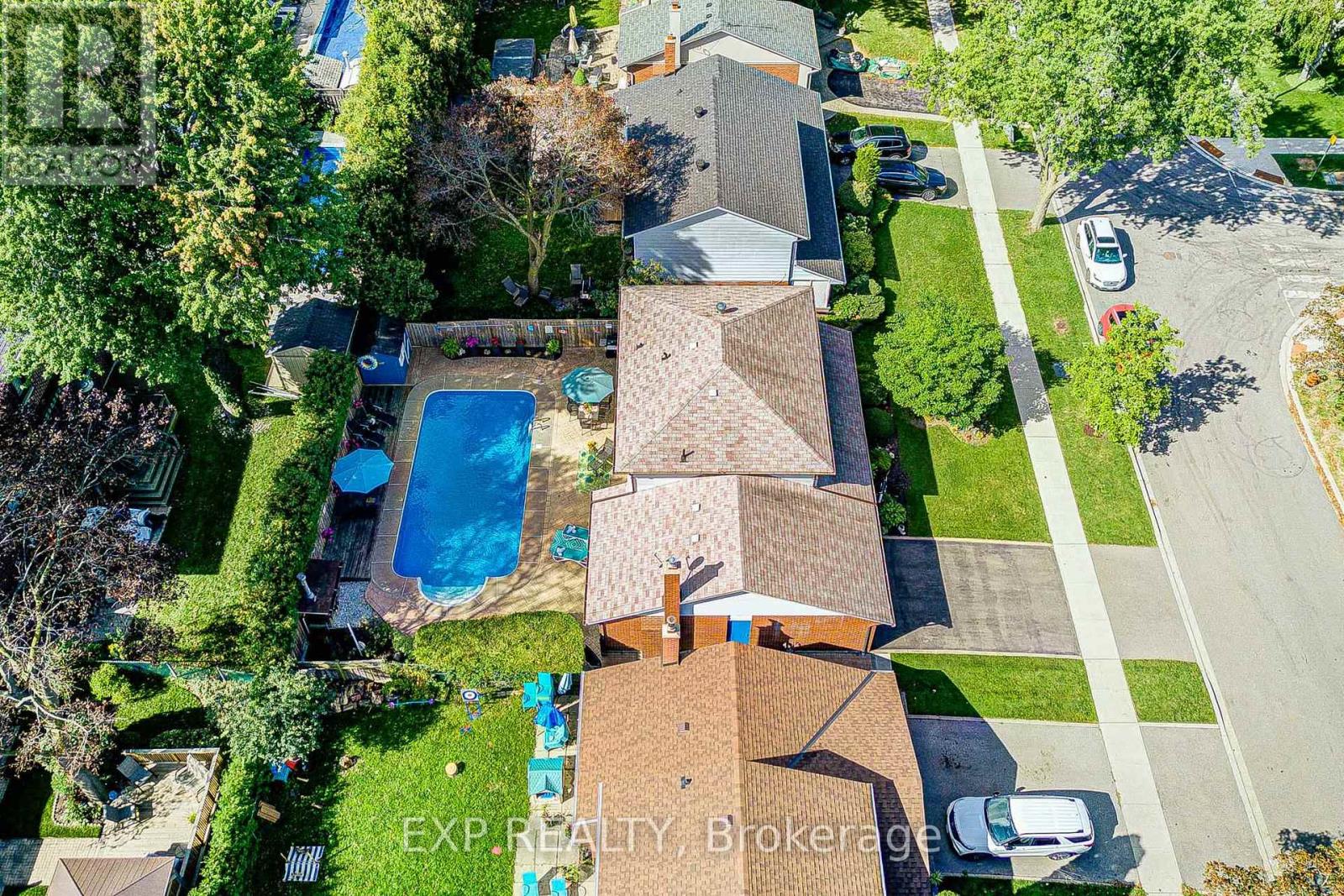 17 Rustywood Drive, Toronto, ON photo 44