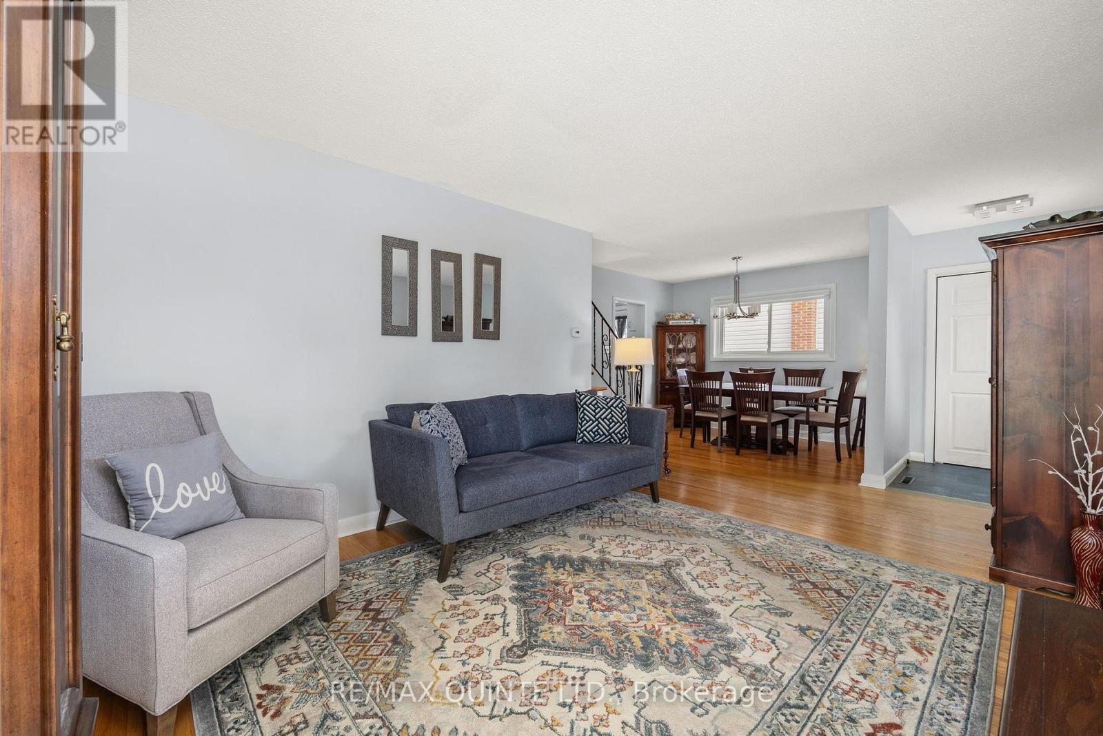 15 Linton Park Road, Belleville, ON photo 5