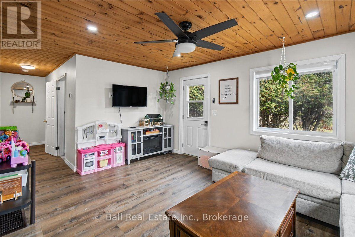 30091 Hwy 62 N, Hastings Highlands, ON photo 12