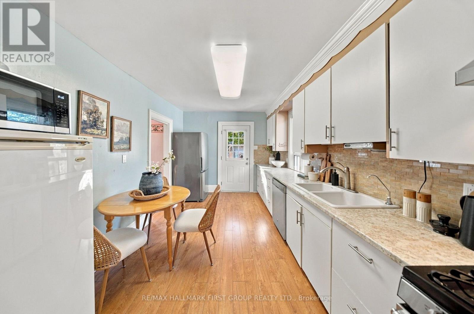 284 FRENCH STREET - 17