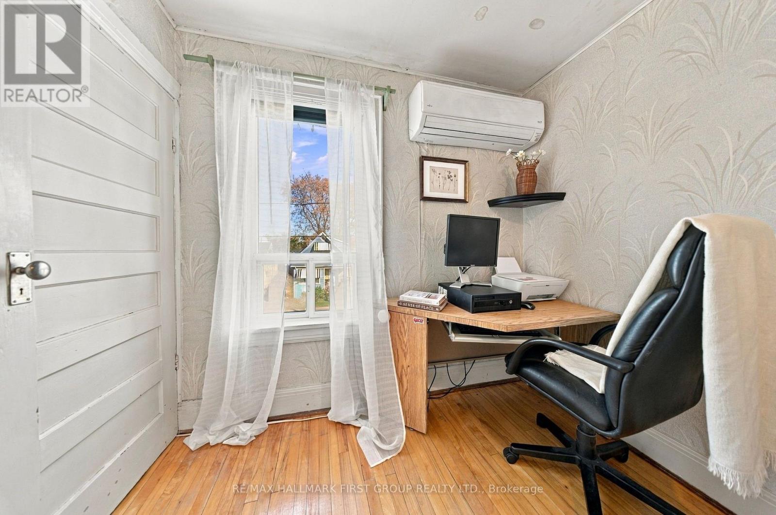 284 FRENCH STREET - 21