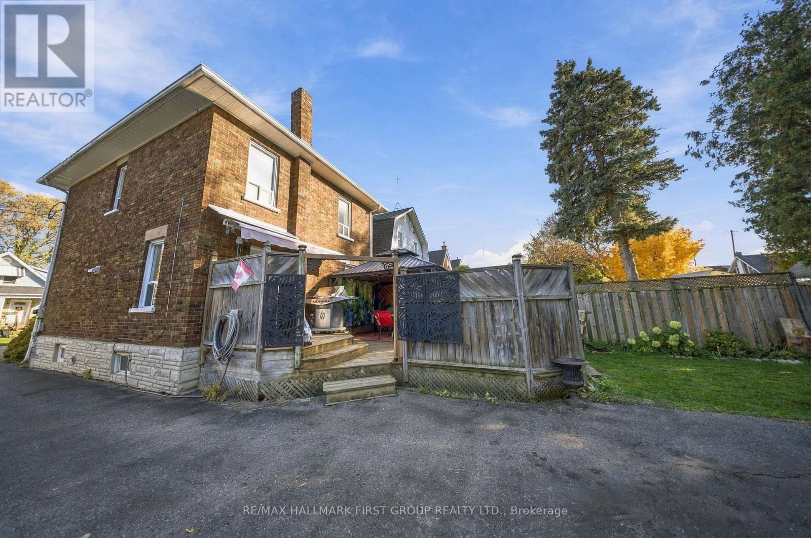 284 FRENCH STREET - 34