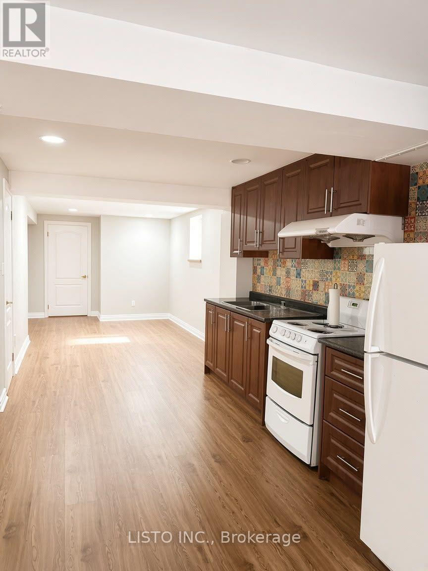17 Sayor Drive, Ajax, ON photo 4