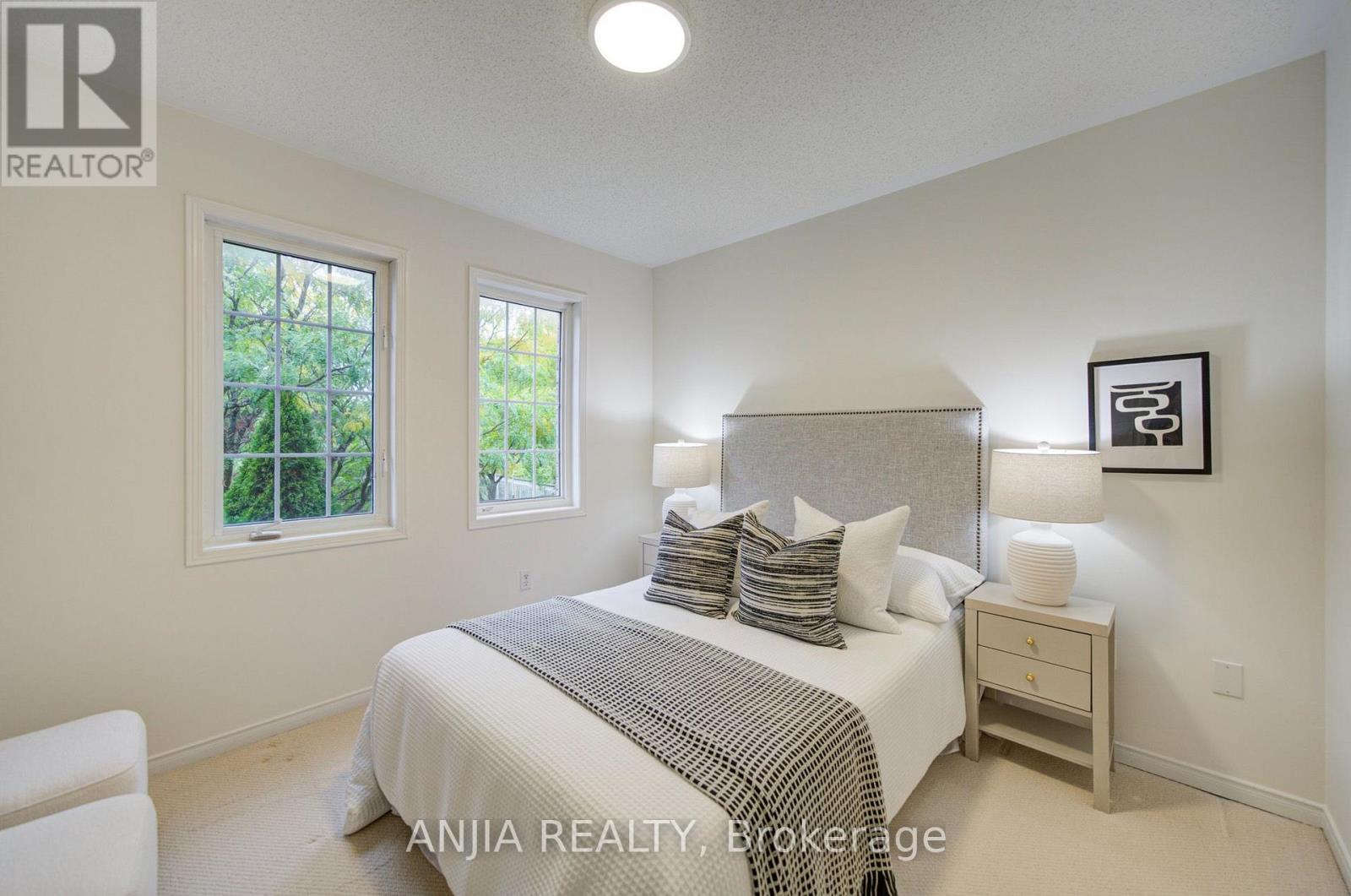 1 Aylesbury Gate, Markham, ON photo 26