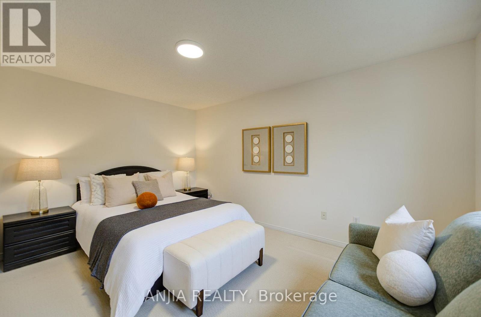 1 Aylesbury Gate, Markham, ON photo 33