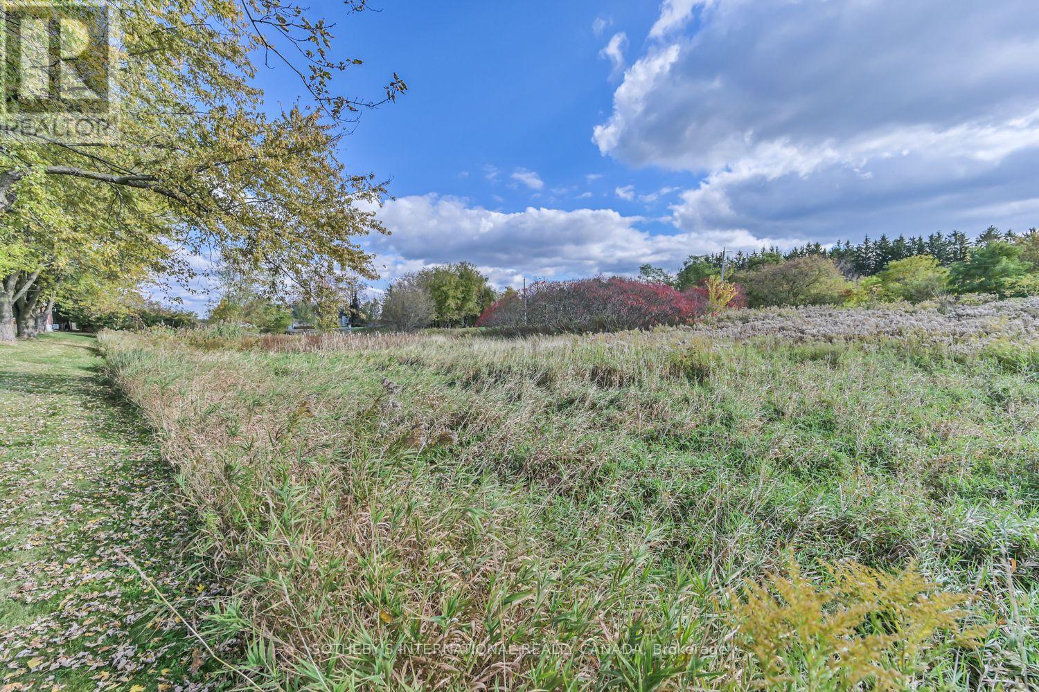 12689 Leslie Street, Richmond Hill, ON photo 10