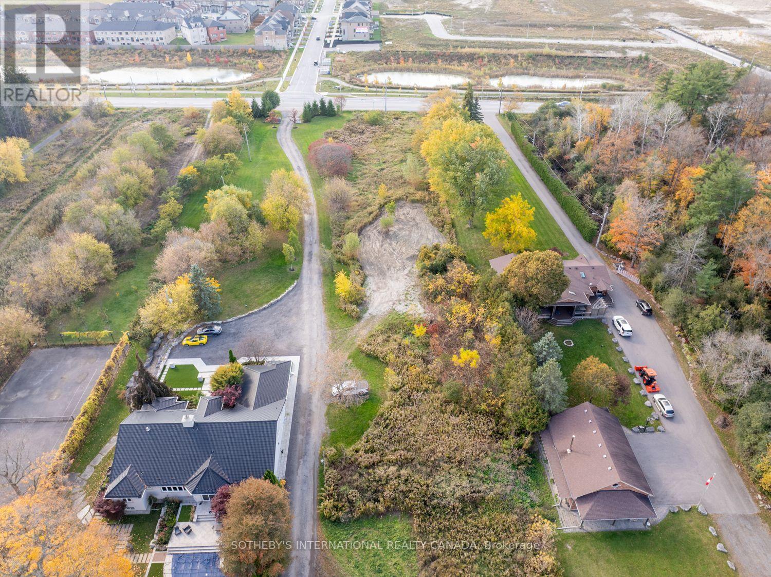 12689 Leslie Street, Richmond Hill, ON photo 19