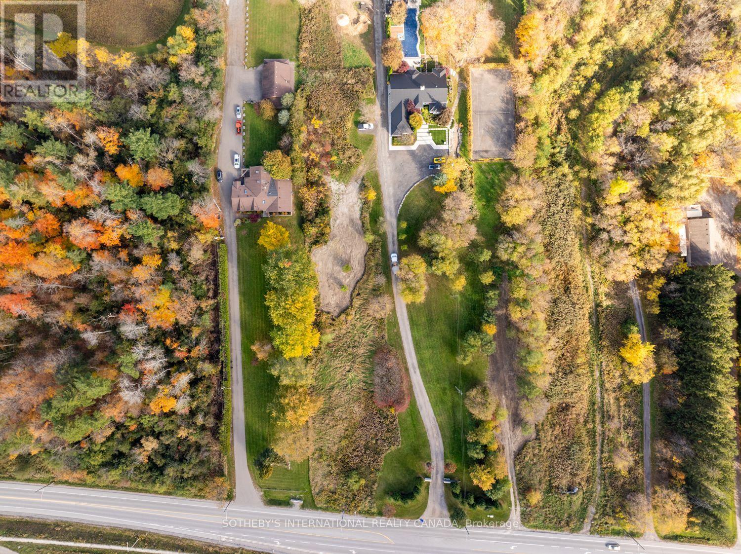 12689 Leslie Street, Richmond Hill, ON photo 5