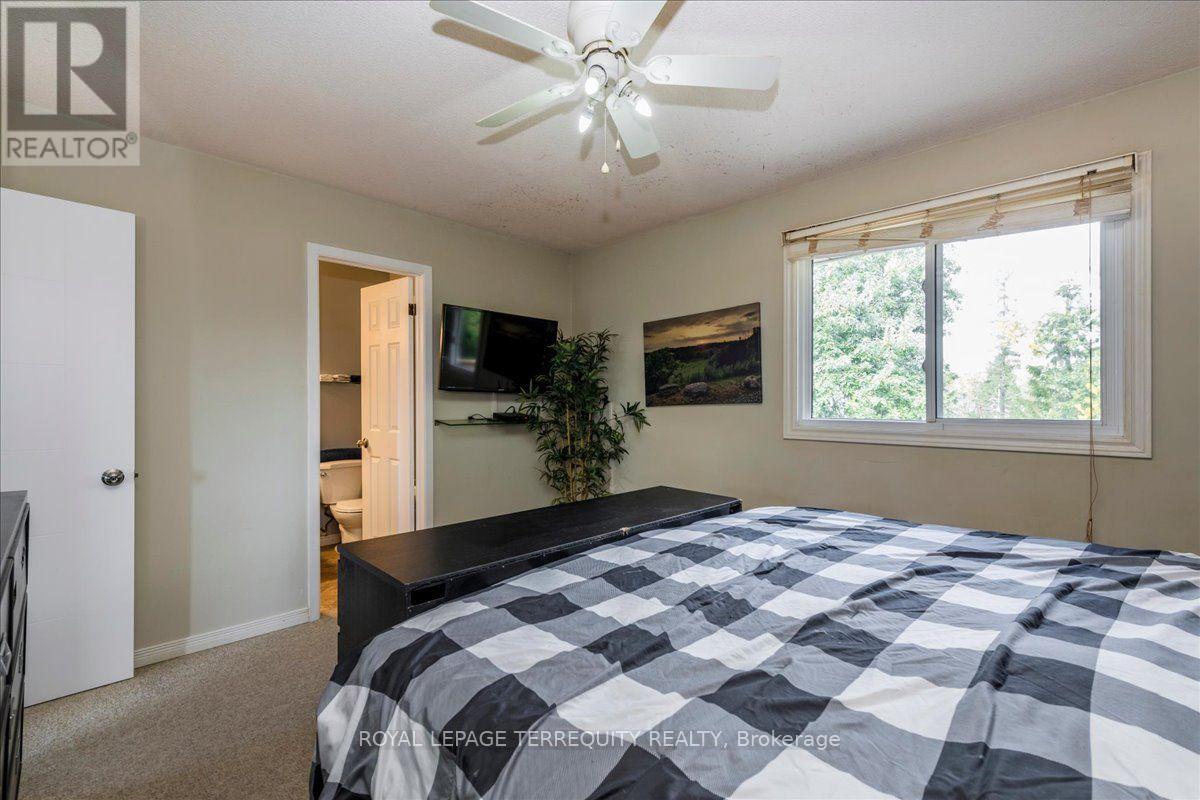 1092 Old Barrie Road, Oro-Medonte photo 14
