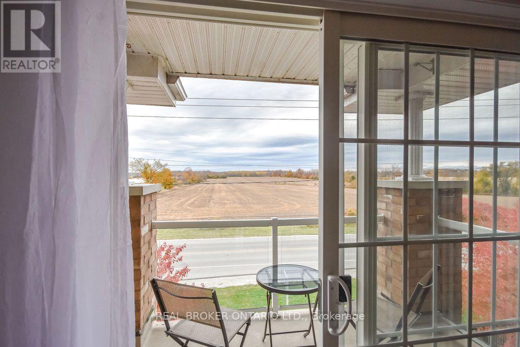 26- 137 Sydenham Wells, Barrie, ON photo 22