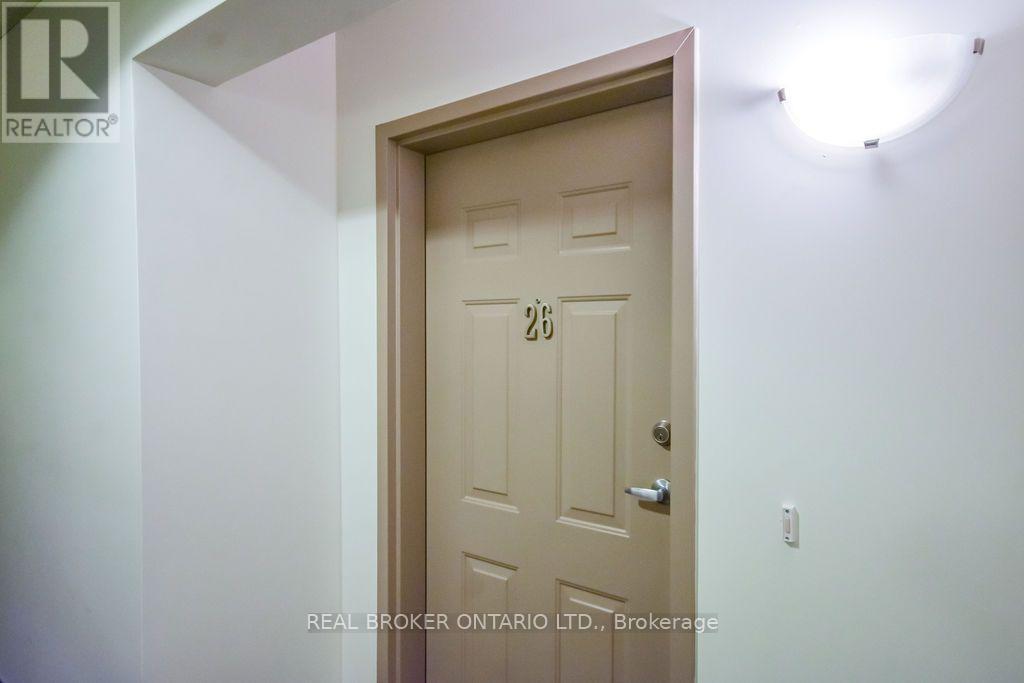 26- 137 Sydenham Wells, Barrie, ON photo 26