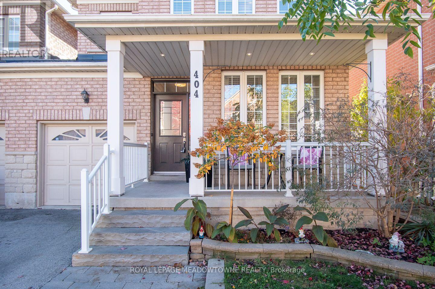 404 Black Drive, Milton, ON photo 2