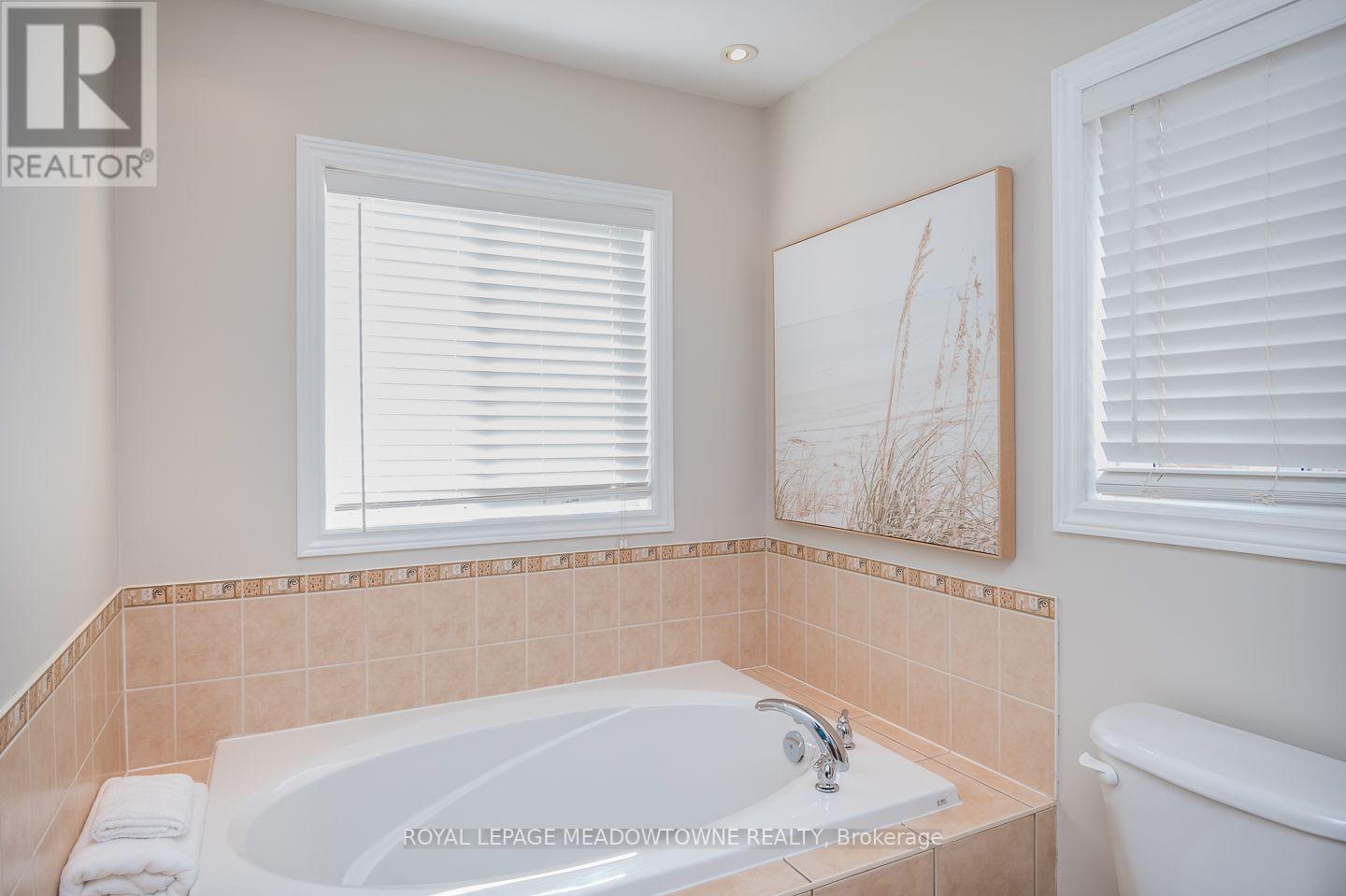404 Black Drive, Milton, ON photo 21