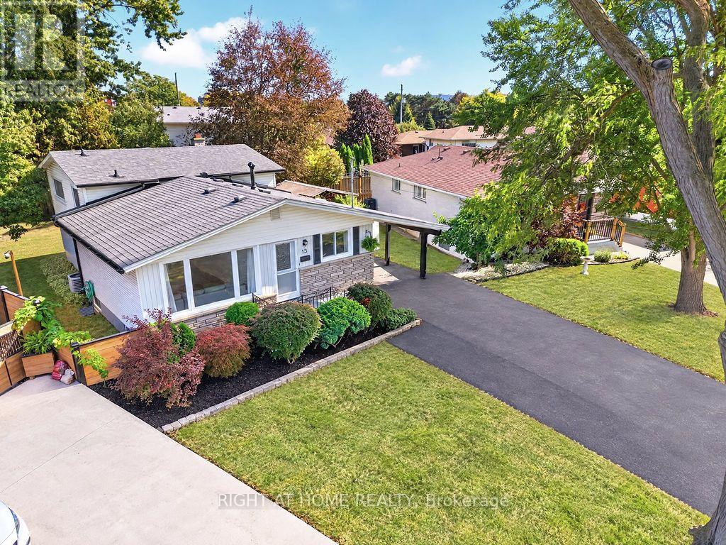 13 Crawford Drive, Hamilton, ON photo 1