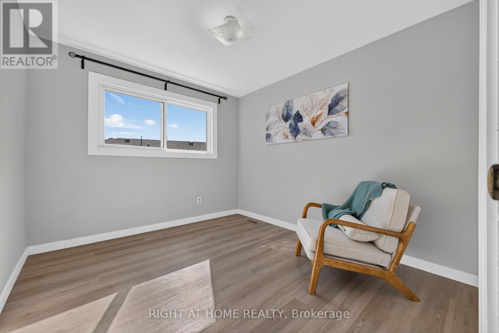 13 Crawford Drive, Hamilton, ON photo 13