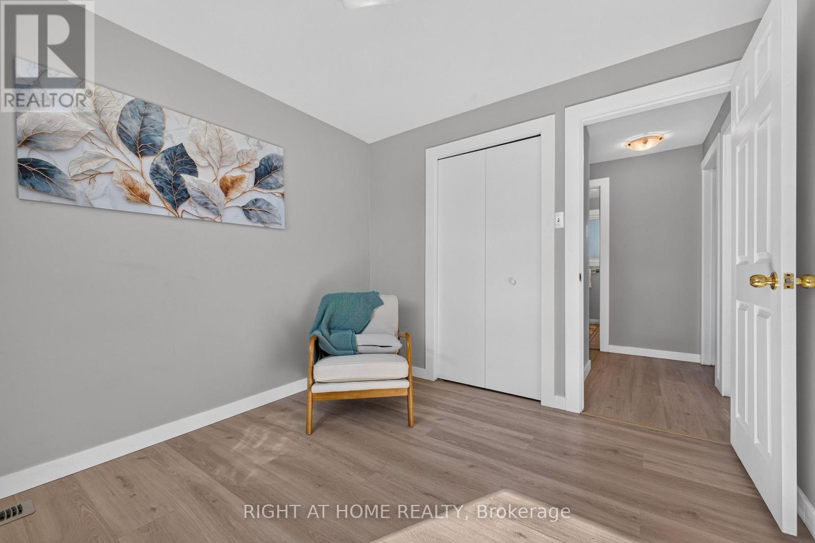 13 Crawford Drive, Hamilton, ON photo 14