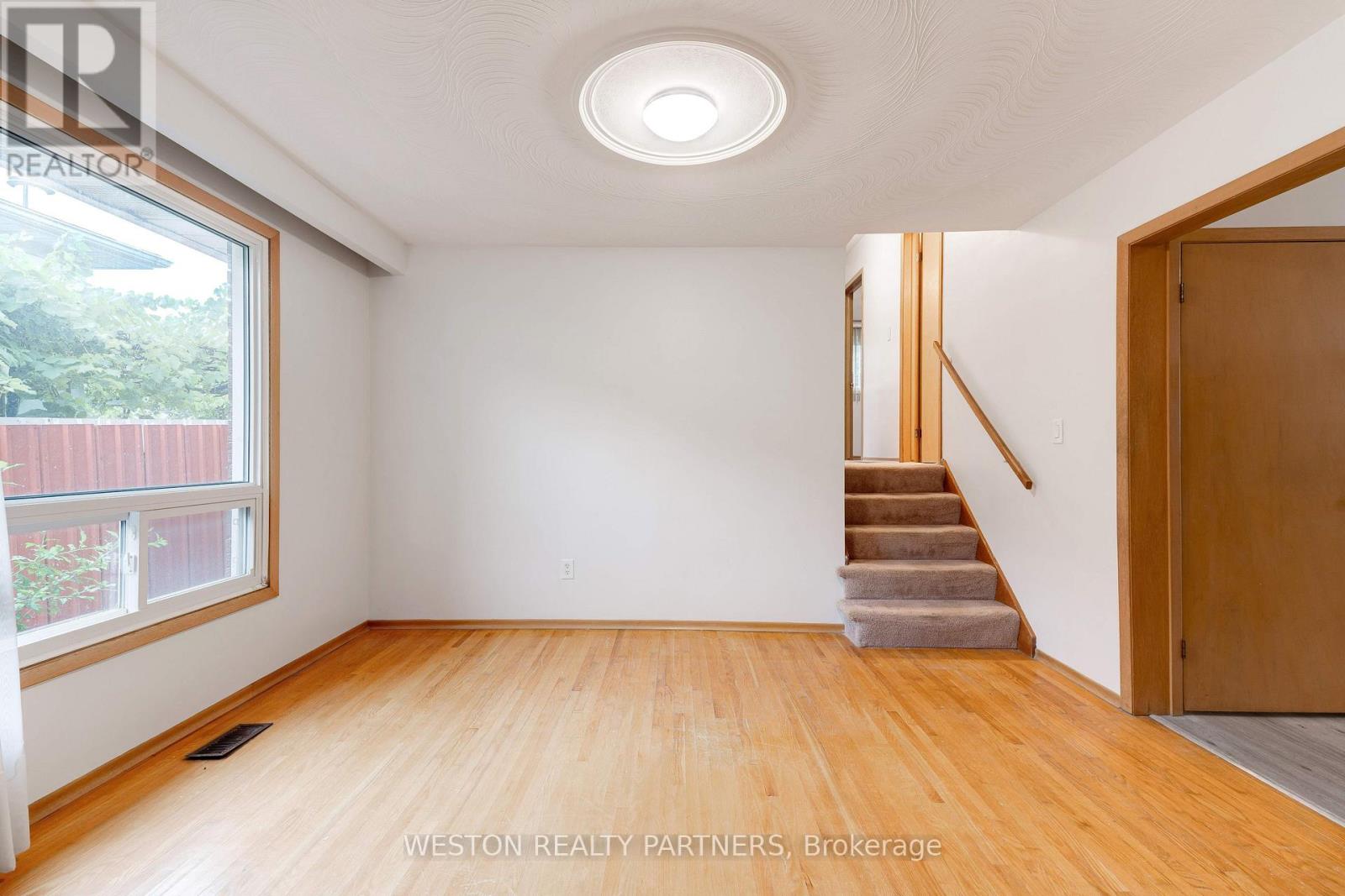 174 SAN REMO DRIVE, Hamilton (Mountview) — photo 12