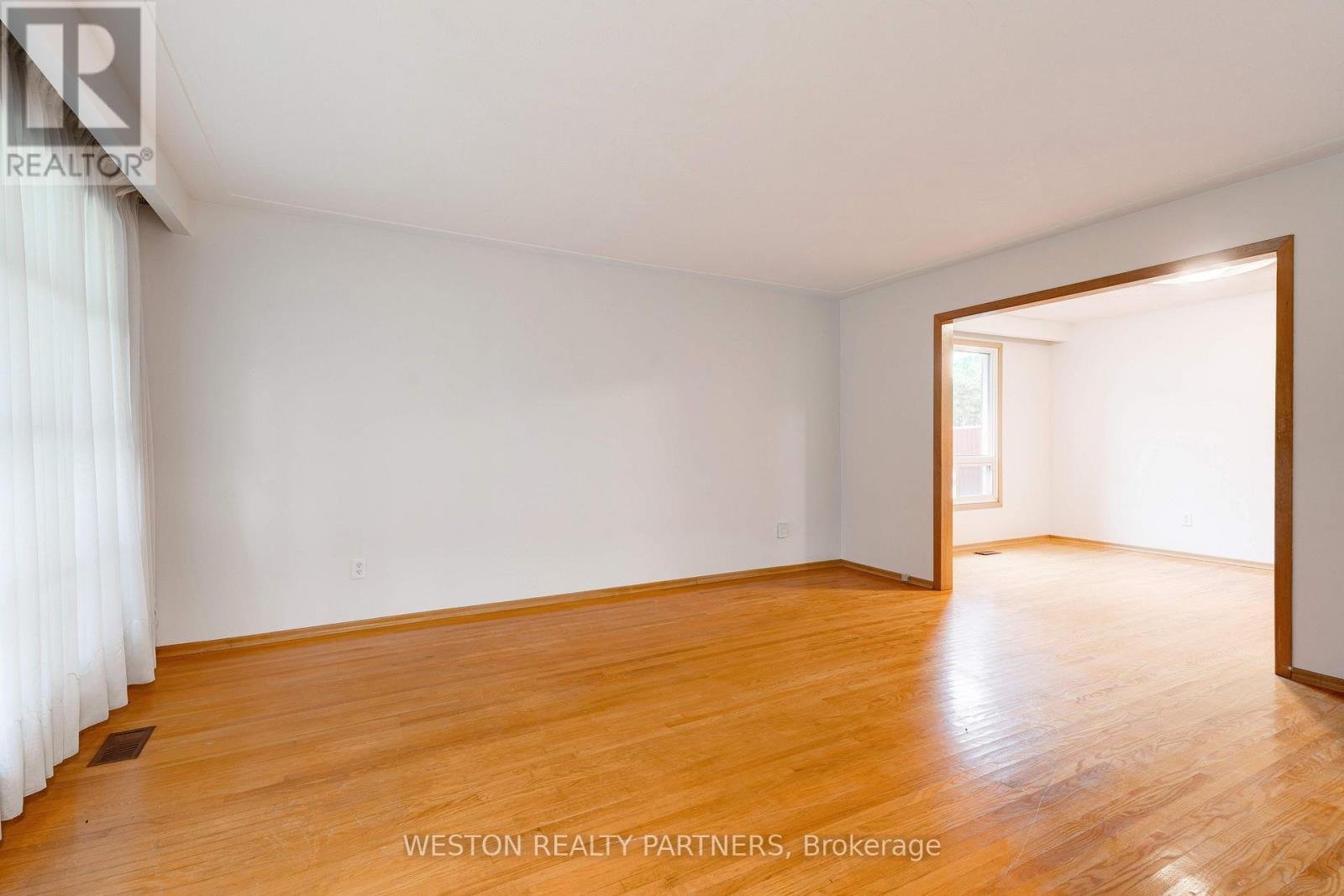 174 SAN REMO DRIVE, Hamilton (Mountview) — photo 8