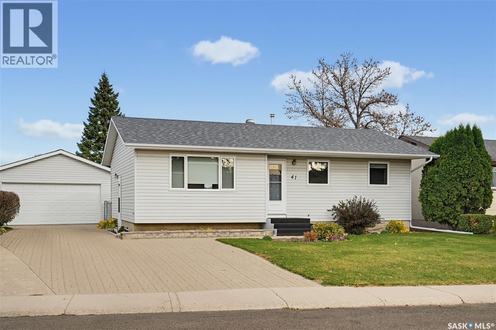 41 Arnason CRESCENT, Saskatoon — photo 3