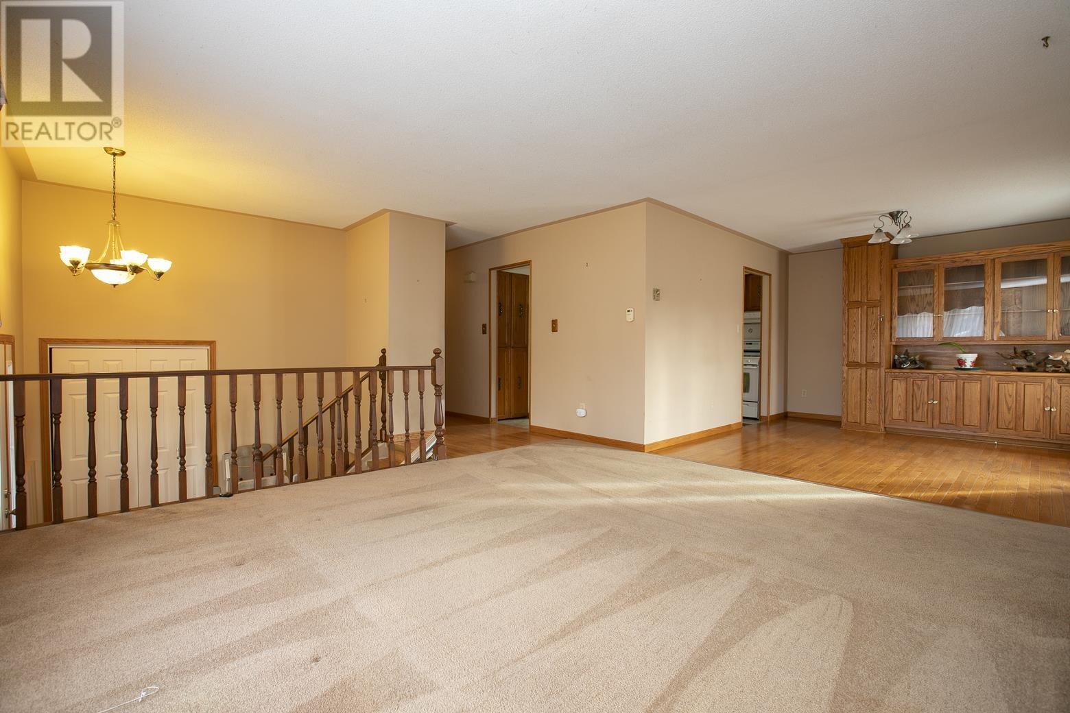 36 Danby RD - 17