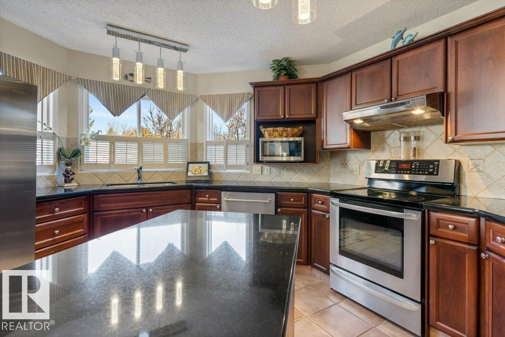 9 PAQUETTE PL, St. Albert — photo 11