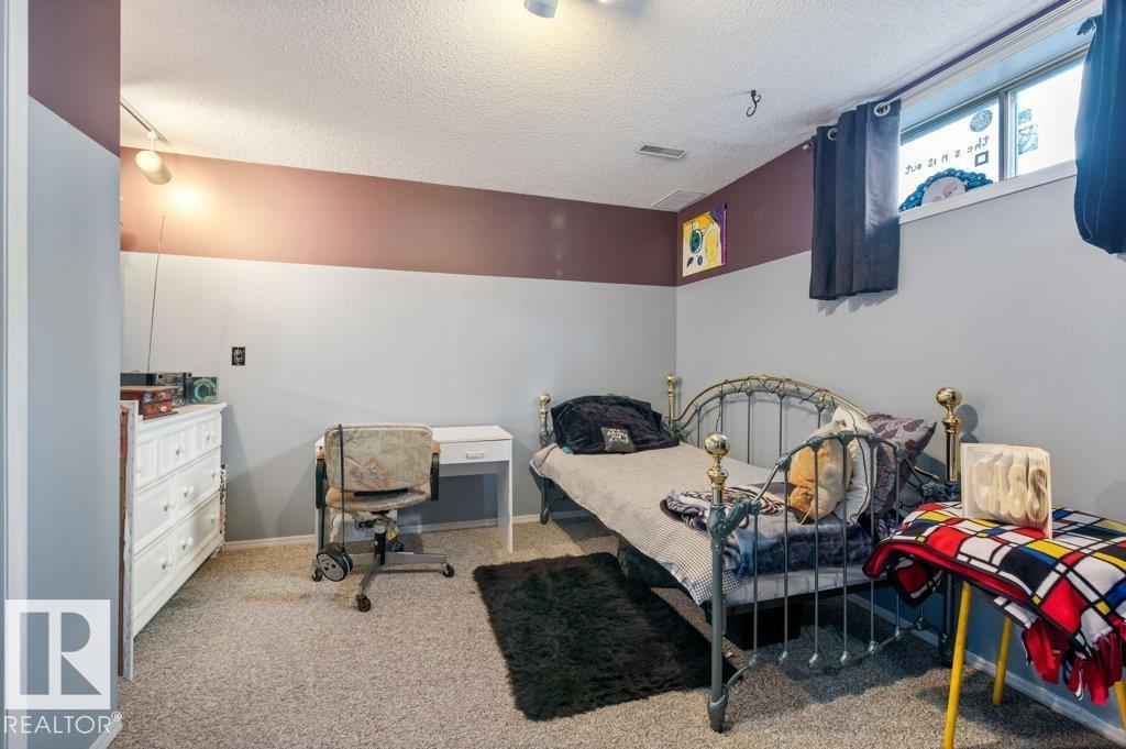 9 PAQUETTE PL, St. Albert — photo 34