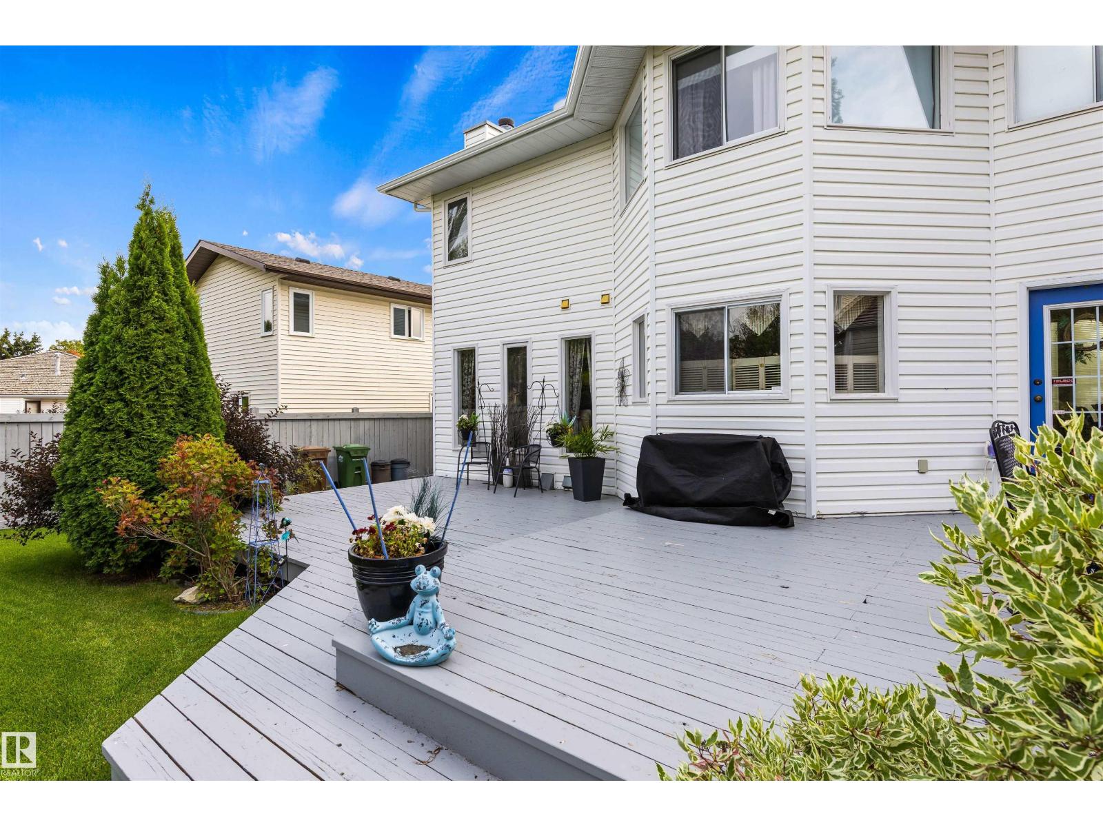 9 PAQUETTE PL, photo 39 of 48
