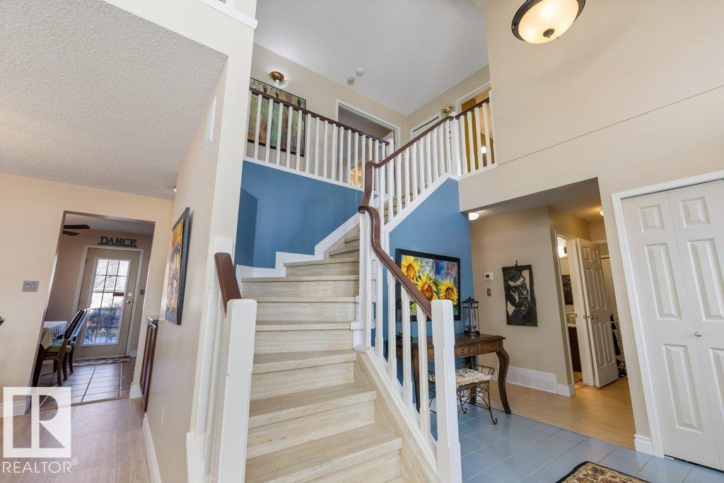 9 PAQUETTE PL, St. Albert — photo 4