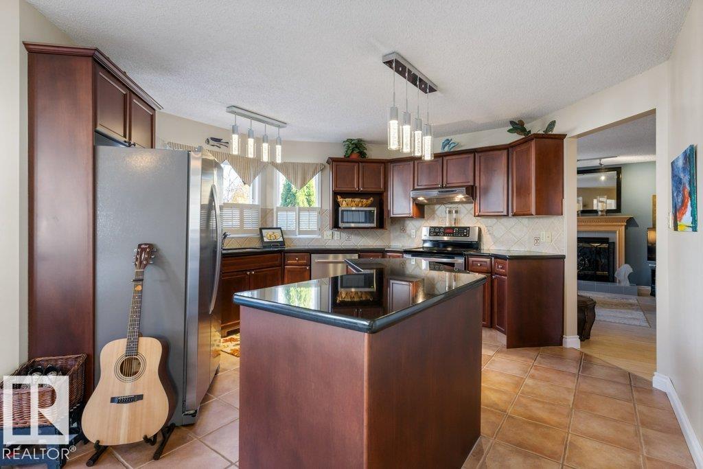 9 PAQUETTE PL, St. Albert — photo 9