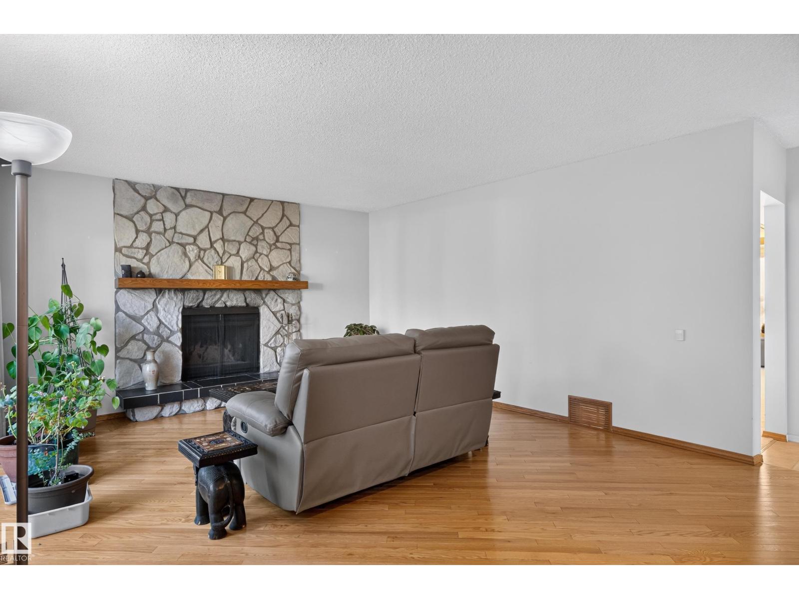 10819 131 ST NW, Edmonton — photo 12