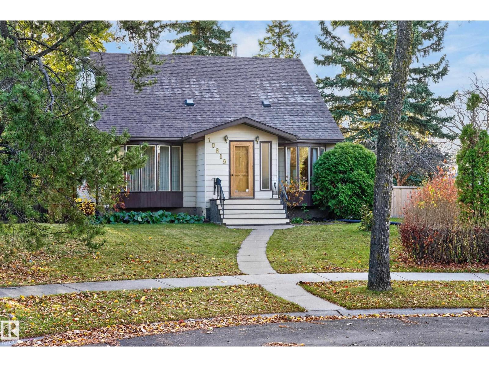 10819 131 ST NW, Edmonton — photo 2
