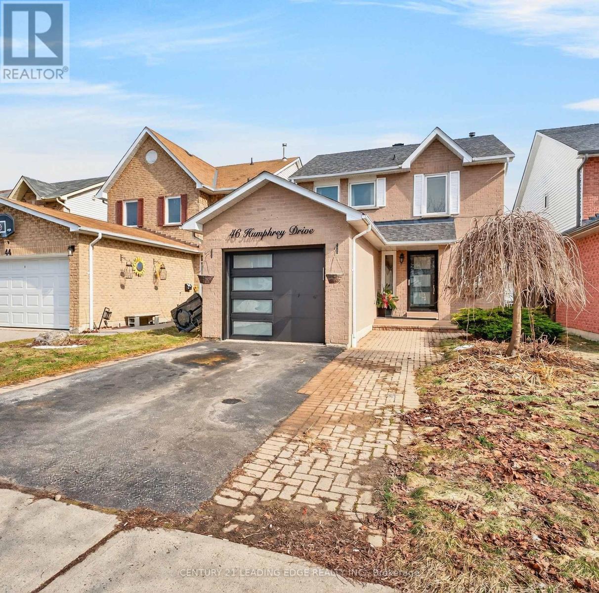 46 Humphrey Drive, Ajax, ON photo 2