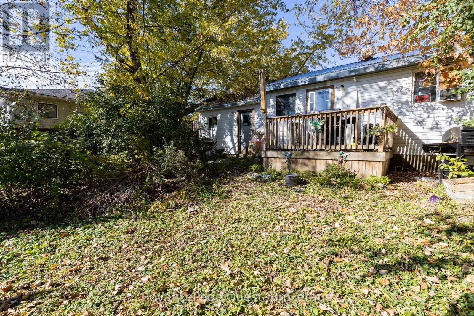 13 Grace Avenue, Orillia photo 11