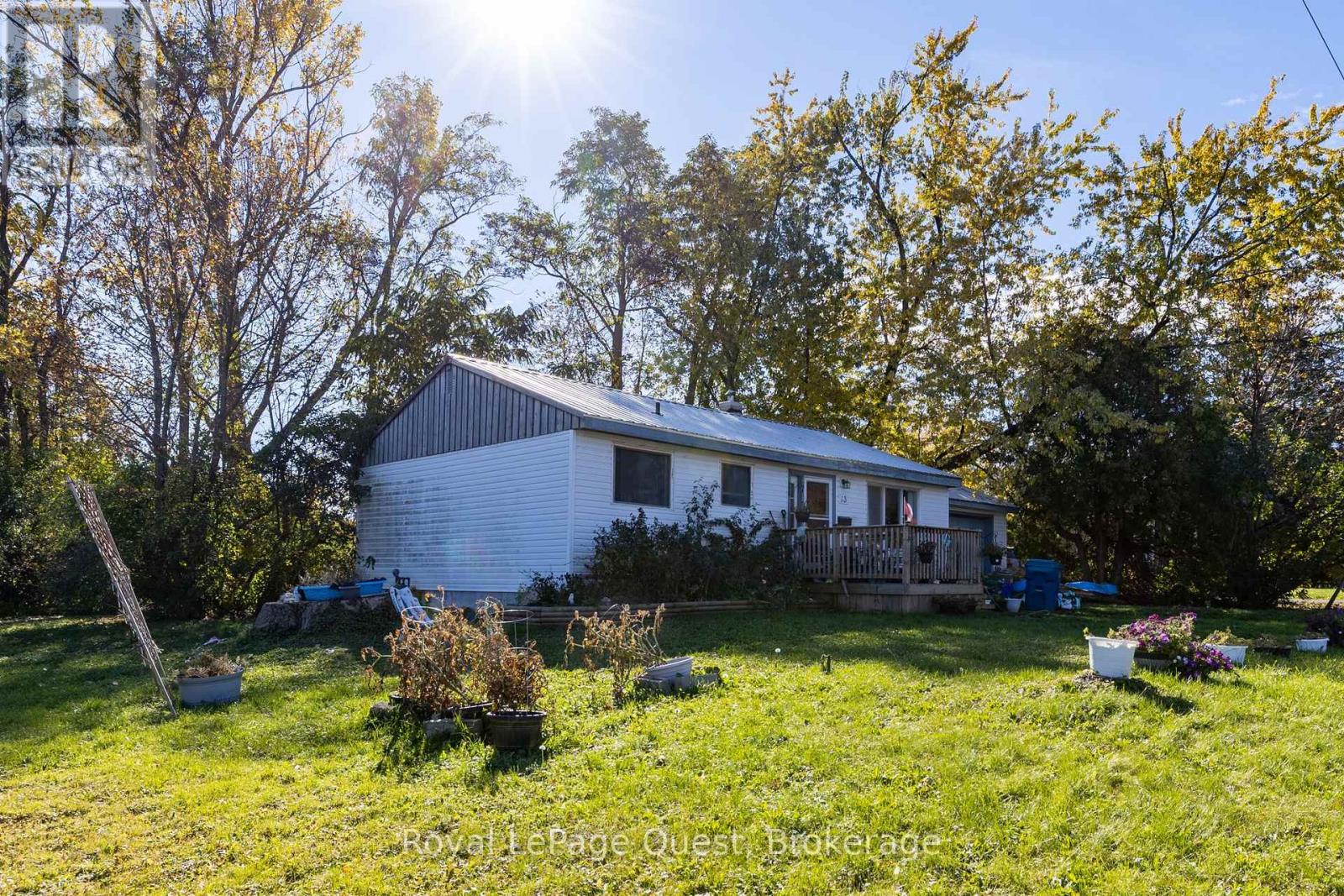13 Grace Avenue, Orillia photo 3