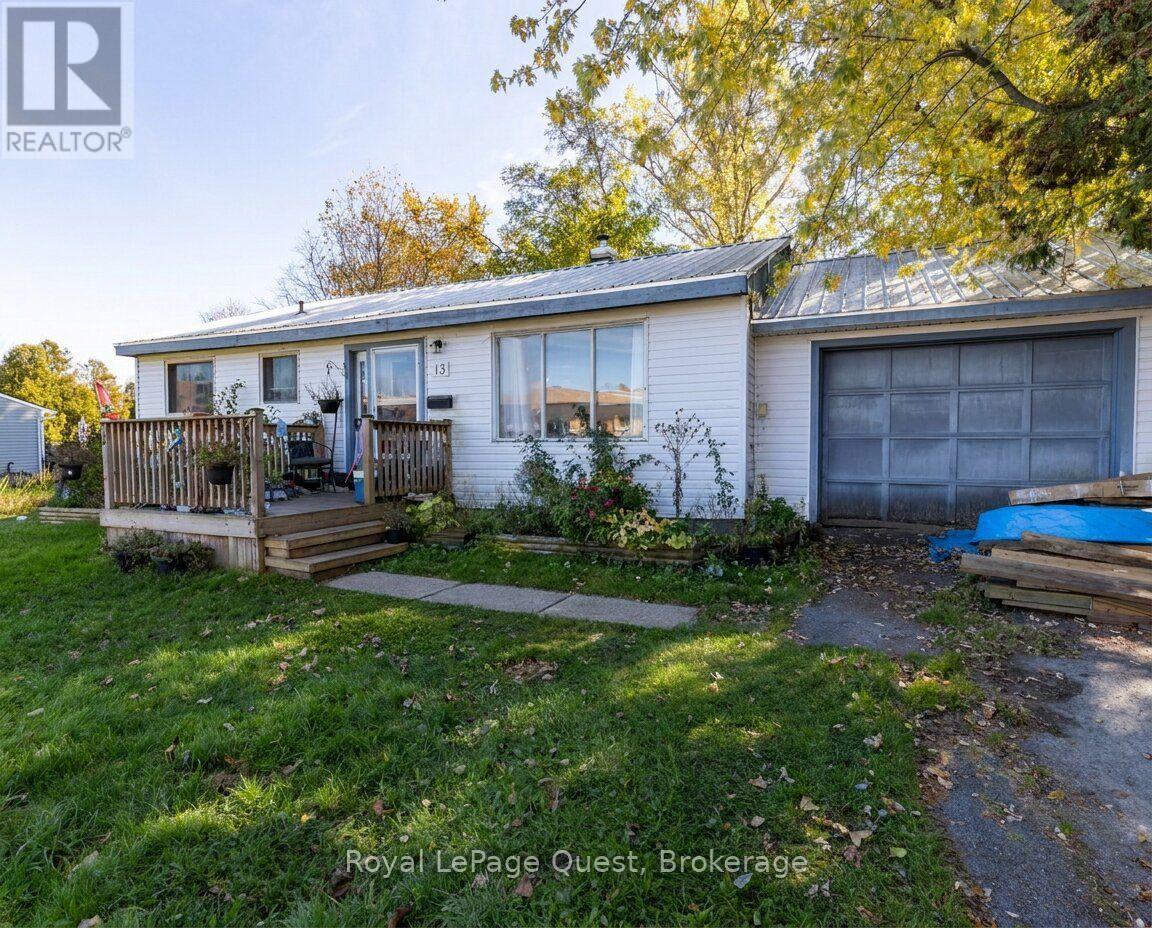 13 Grace Avenue, Orillia photo 4
